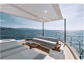 AZIMUT YACHTS AZIMUT FLY 68