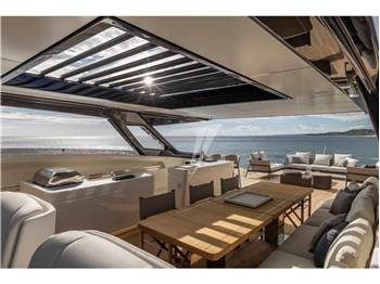 Ferretti Yachts 1000
