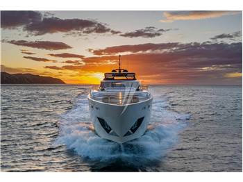 Ferretti Yachts 1000