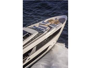 Ferretti Yachts 1000