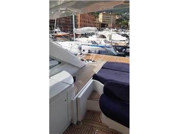 Pershing 52