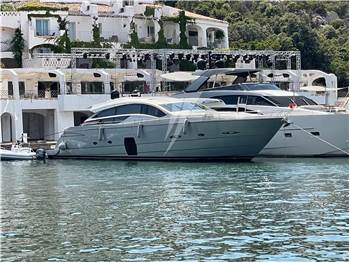 Pershing 80