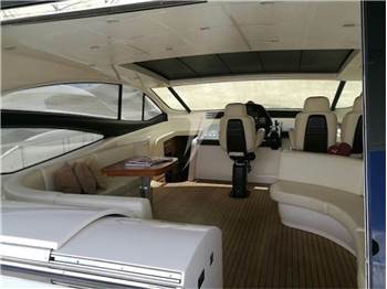 Pershing 62