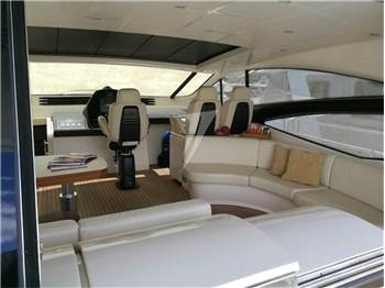 Pershing 62