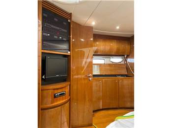 Pershing 50'