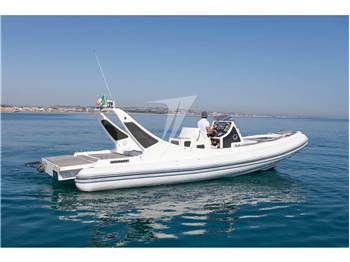 Indomita 30 cabin