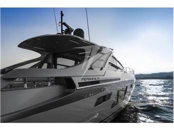 Pershing 7X