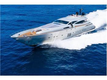 Pershing 115
