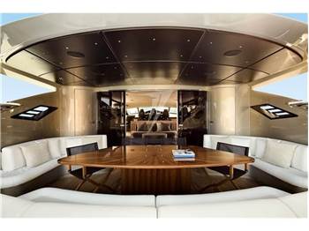 Pershing 115