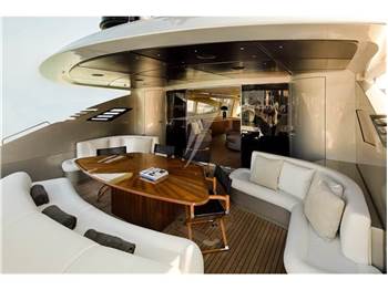 Pershing 115
