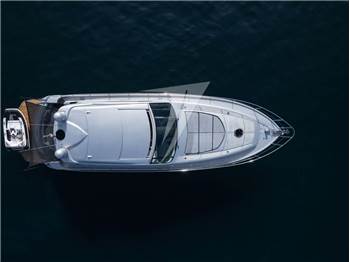 Pershing 62