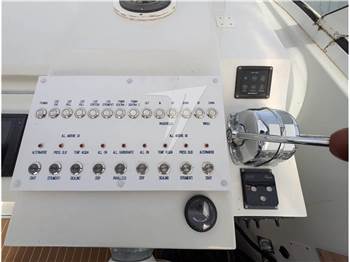 Pershing 40