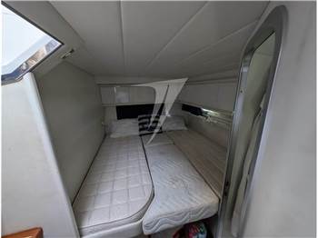 Pershing 40