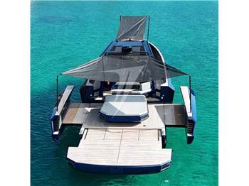 Evo Yachts R4 XT