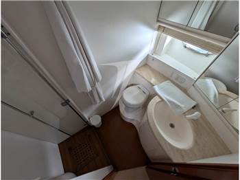 Pershing 54'
