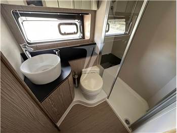 Azimut Atlantis 45