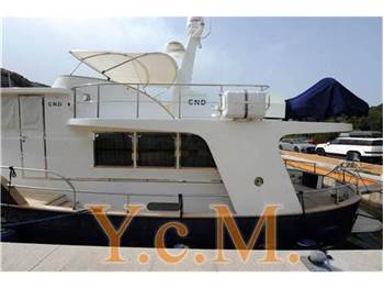 Cantieri navali del delta Navetta 52
