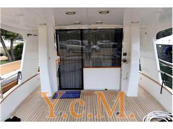 Cantieri navali del delta Navetta 52