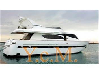 Navar cantieri Flybridge 82