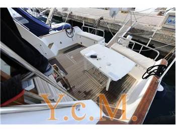 Gold island Aquarius 42,1