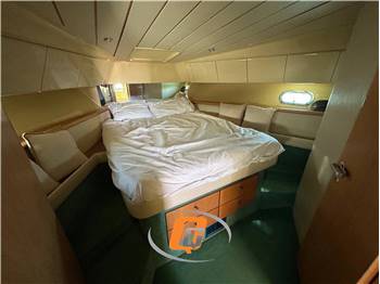 FERRETTI 120 FLY