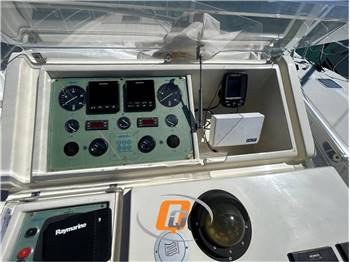 FERRETTI 120 FLY