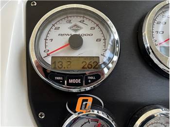 BAVARIA YACHTS 28 OPEN