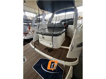 BAVARIA YACHTS 28 OPEN
