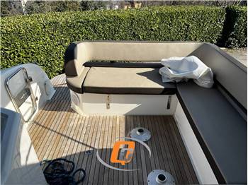 BAVARIA 30 S