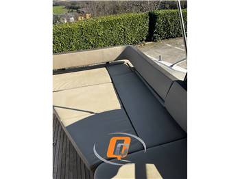 BAVARIA 30 S