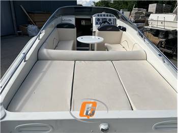 PERFORMANCE MARINE 907