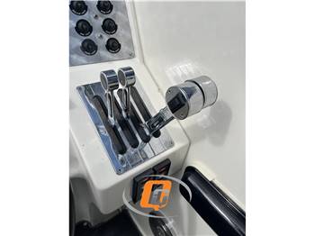 PERFORMANCE MARINE 907