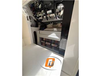 PERFORMANCE MARINE 907