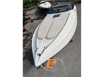 PERFORMANCE MARINE 907