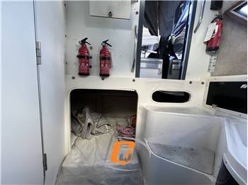 GRADY WHITE 25 SAILFISH