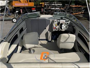 SEA RAY 190 CUDDY CABIN
