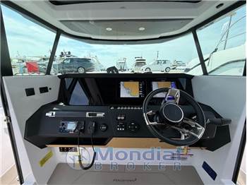 Axopar 29 XC Cross Cabin