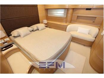AB YACHTS AB 68