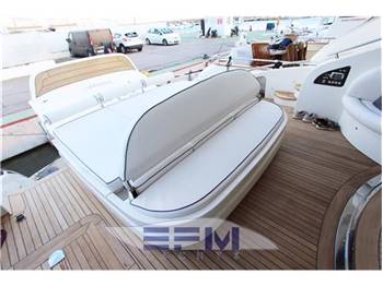 AB YACHTS AB 68