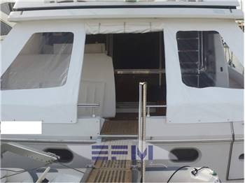 FERRETTI ALTURA 58