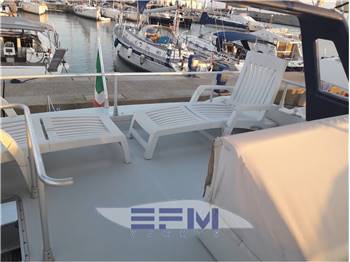 FERRETTI ALTURA 58