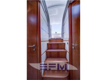 PERSHING 50