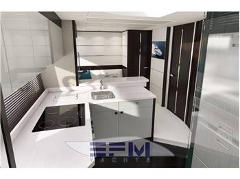 SUNSEEKER NEW 74 PREDATOR