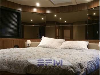 AZIMUT MAGELLANO 53