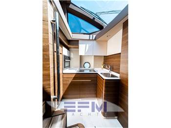 AZIMUT 50 FLY