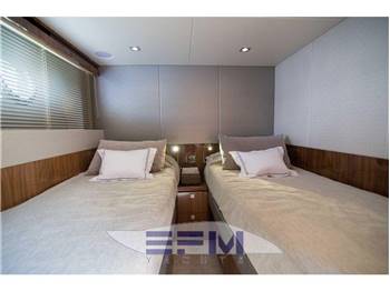 SUNSEEKER 65 MANHATTAN