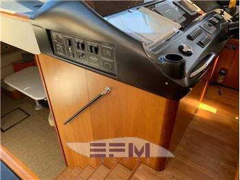 SUNSEEKER PREDATOR 62