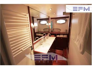 ADMIRAL SEASTAR TRAWLER 1900