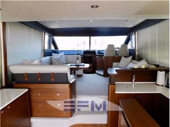 PRINCESS 52