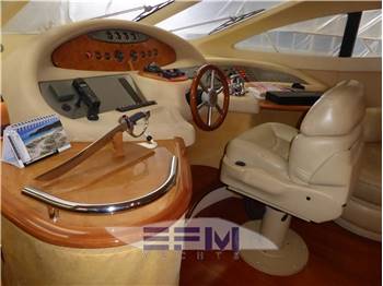 AZIMUT 62 FLY